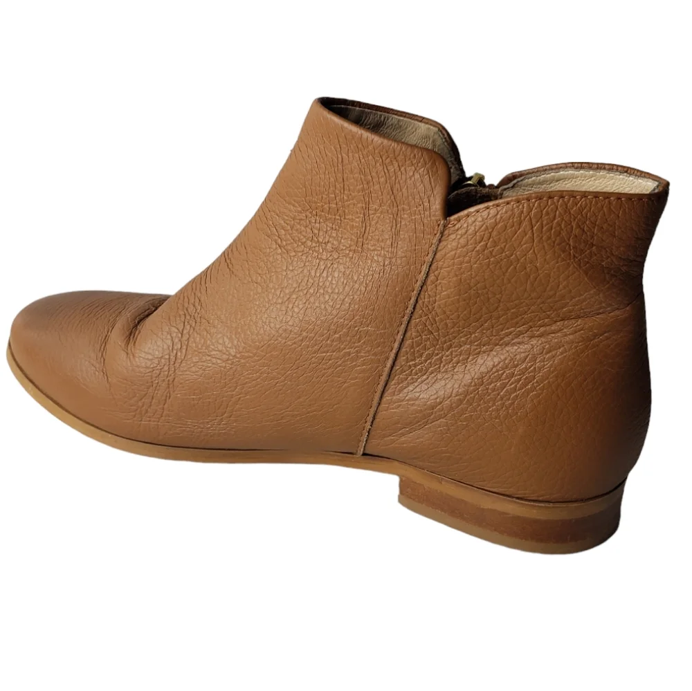 Pebbled Leather Ankle Neutral Minimalist Fall Galleries Lafayette Paris Portugal